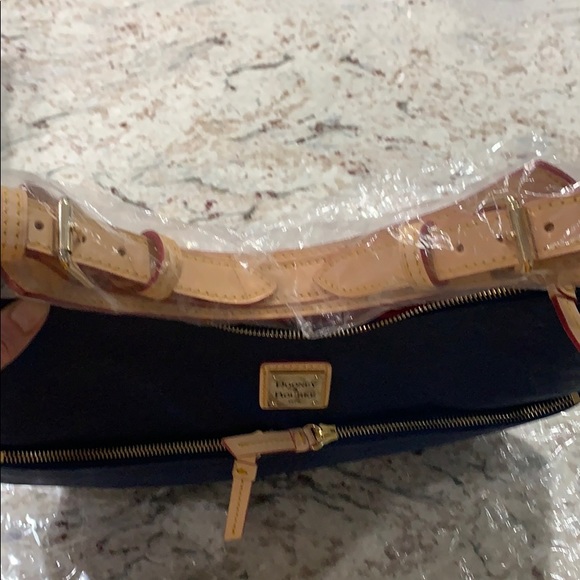 New with Tags Authentic Dooney & Bourke purse - Picture 5 of 5